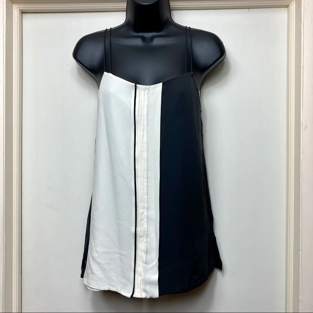 VINCE Black & White Color Block 100% Silk Camisole - Picture 3 of 7